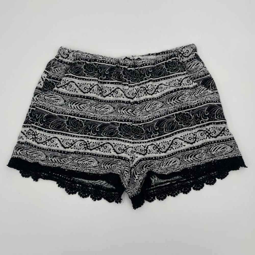 No Boundaries Soft/Light Fabric Shorts